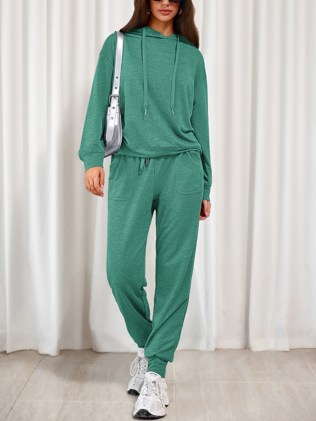 Women's Two Piece Outfits Sweatsuits Lounge Sets Hoodies Sweatshirt Joggers Sweatpants Fall Fashion Clothes