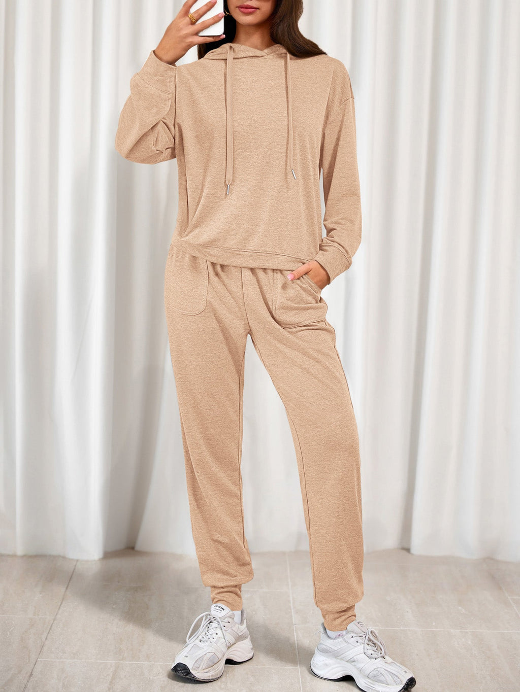 Women's Two Piece Outfits Sweatsuits Lounge Sets Hoodies Sweatshirt Joggers Sweatpants Fall Fashion Clothes