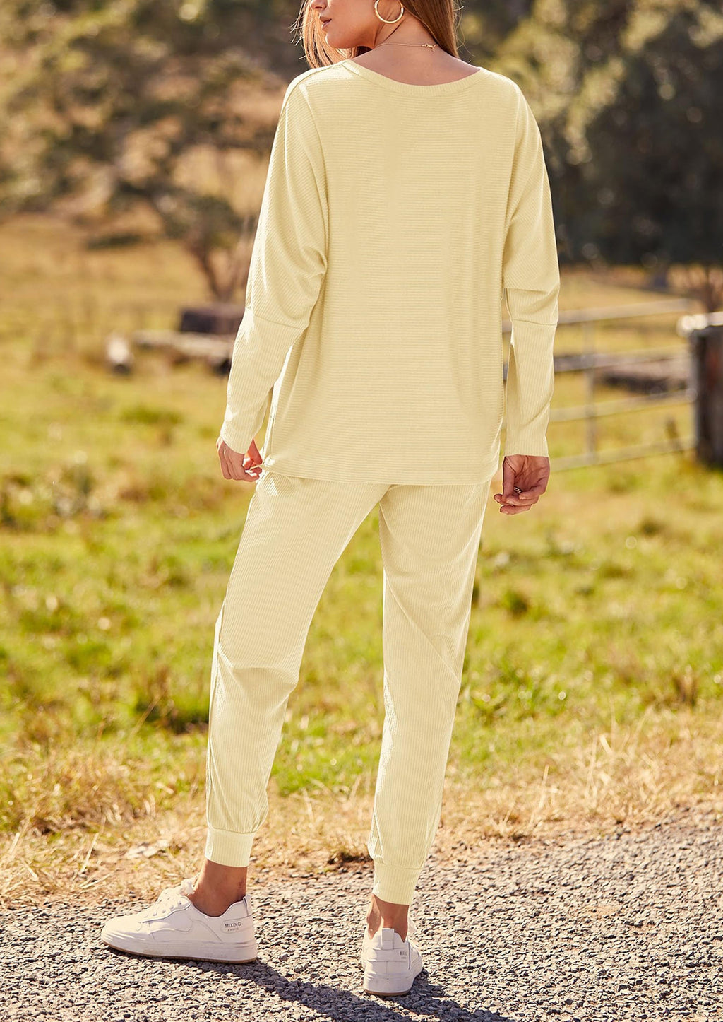 Women's Fall 2 Piece Lounge Set Long Sleeve Tops Ribbed Pants Spring Matching Sweatsuit Travel Outfits Clothes